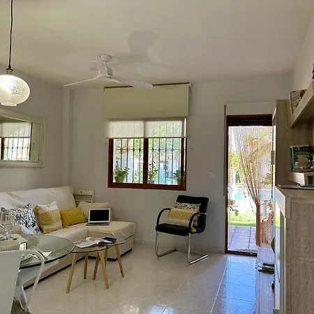 Un Patio Con Encanto Denia